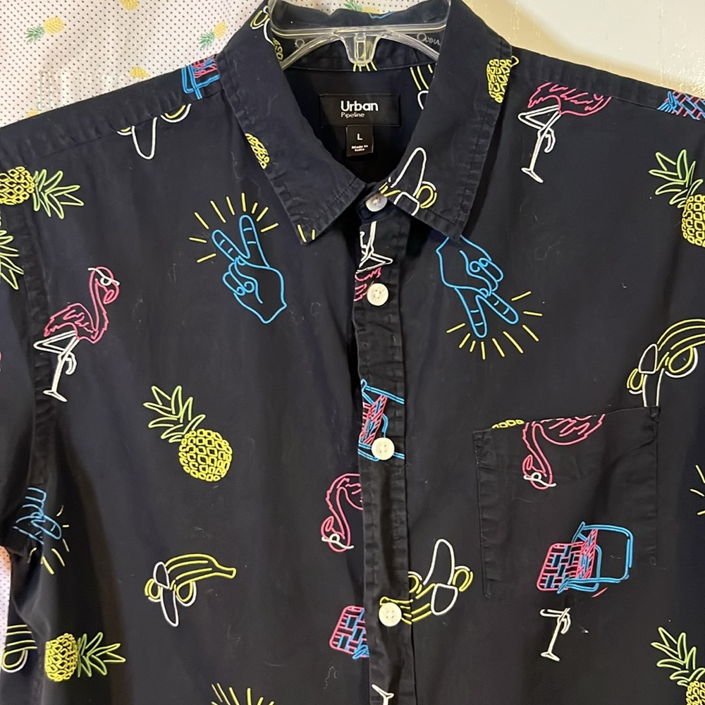 Urban Pipeline Flamingo And Apt. 9 Pineapple Shor… - image 6